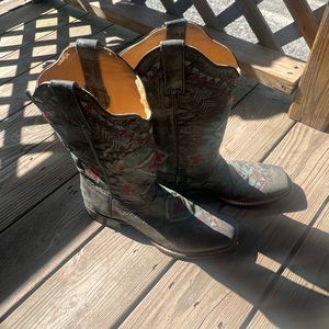 Women’s Roper cowboy boots